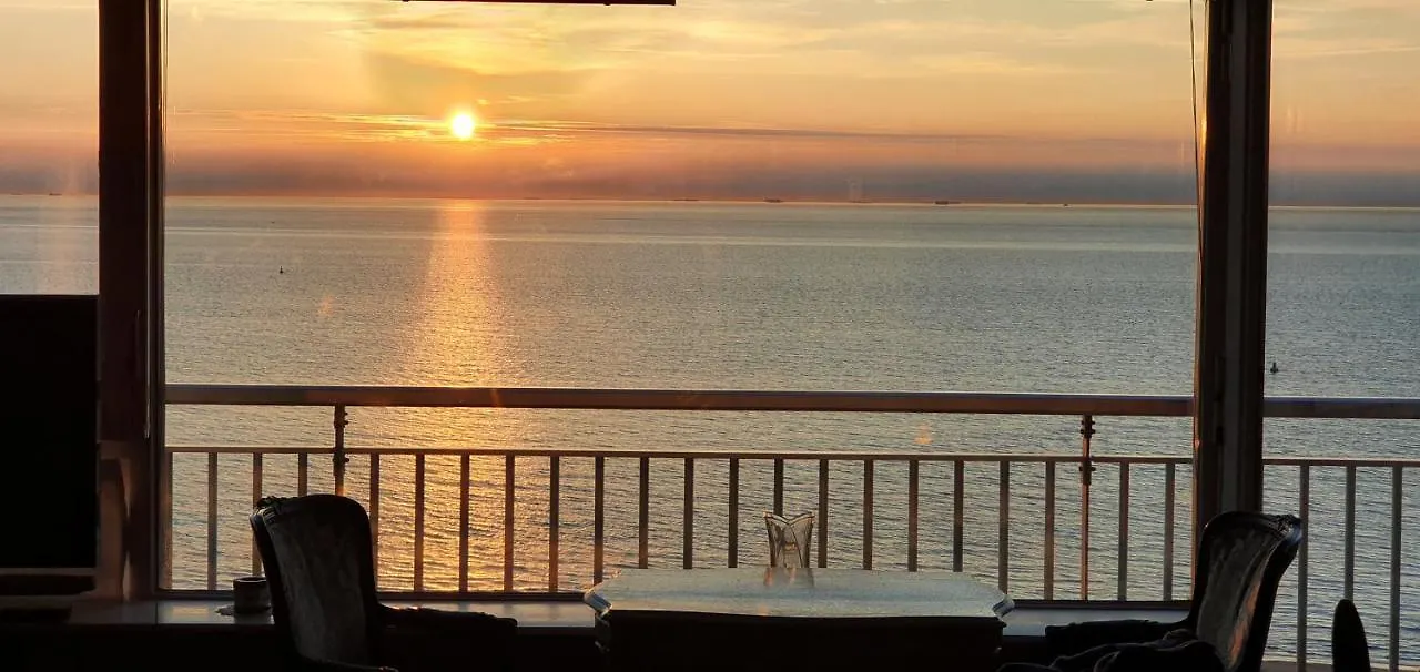 The Best Sea & City View Ostend - Parking Optional Апартаменты